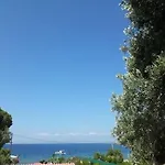 La Petite Maison, Semesterbostad *