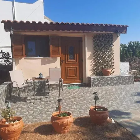 La Petite Maison, *